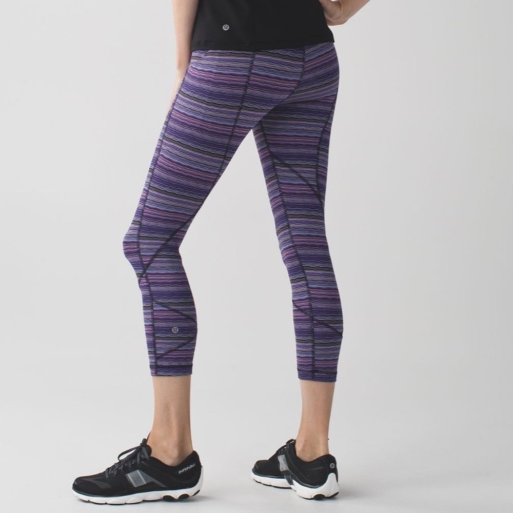 Lululemon Pace Rival Cropped Leggings EUC 4
